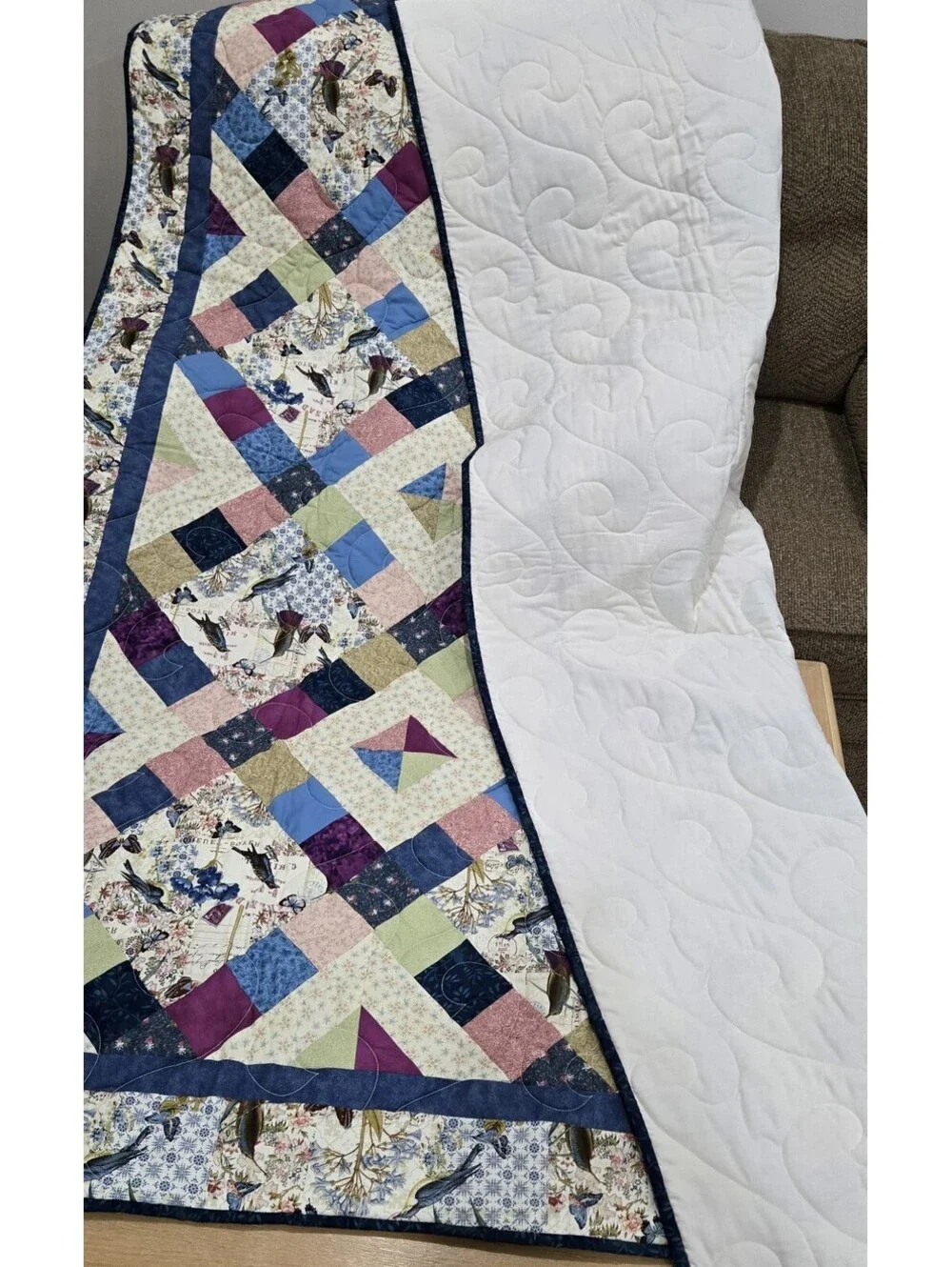QUILT - HANDMADE - CROSSROAD PATTERN - BIRDS
